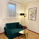 Quartier Victoria - Exklusives Souterrain-studio Am Goethepark Mit Kueche 魏玛