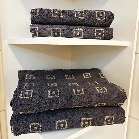 Quartier Victoria - Exklusives Souterrain-studio Am Goethepark Mit Kueche